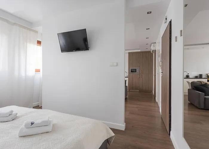 Urban - Great Location - Center - Wronia в *