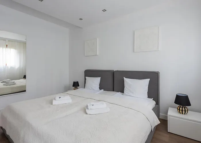 Urban - Great Location - Center - Wronia в