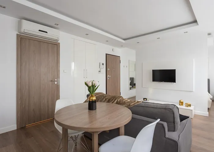 Urban - Great Location - Center - Wronia в Apartmán