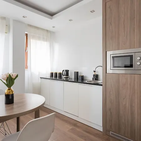 Urban - Great Location - Center - Wronia в *